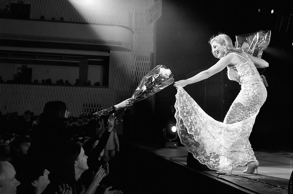 Анжелика Варум